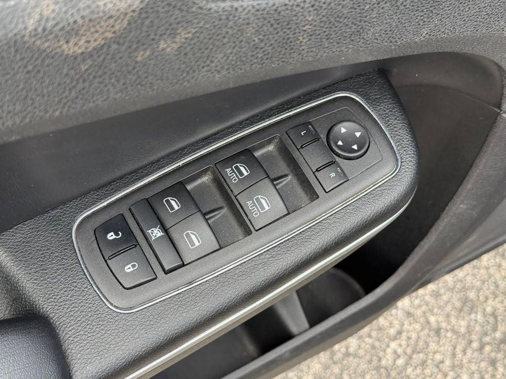 used 2023 Chrysler 300 car, priced at $27,300