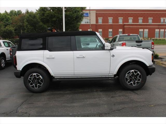 new 2024 Ford Bronco car, priced at $50,347