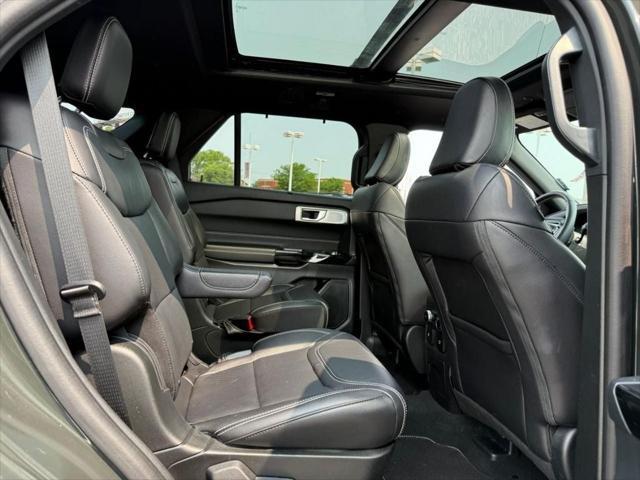 used 2024 Ford Explorer car, priced at $49,029