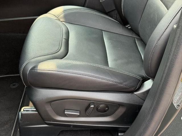 used 2024 Ford Explorer car, priced at $49,029