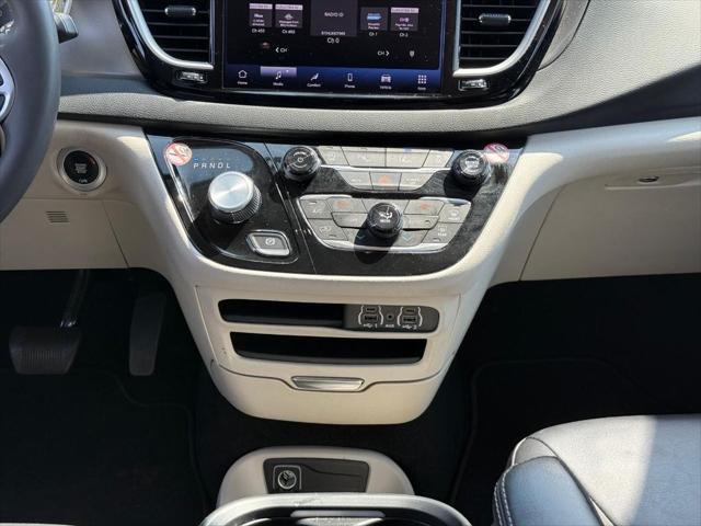 used 2023 Chrysler Pacifica car, priced at $23,998