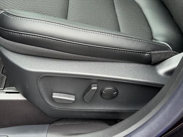 new 2025 Ford Escape PHEV car, priced at $35,150