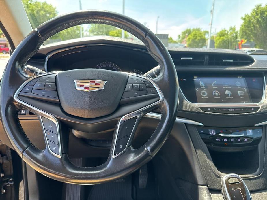 used 2019 Cadillac XT5 car, priced at $24,702