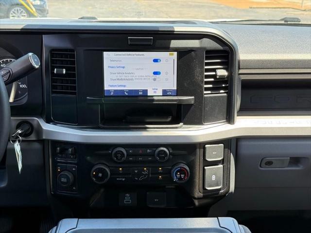 new 2025 Ford F-250 car, priced at $61,990