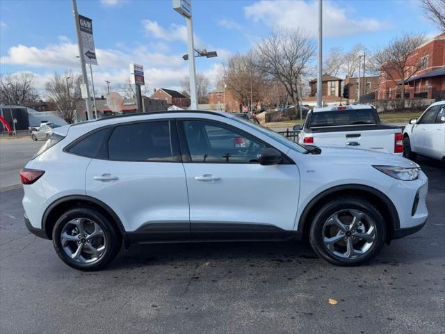 new 2025 Ford Escape car, priced at $30,116