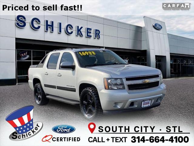 used 2011 Chevrolet Avalanche car, priced at $15,548