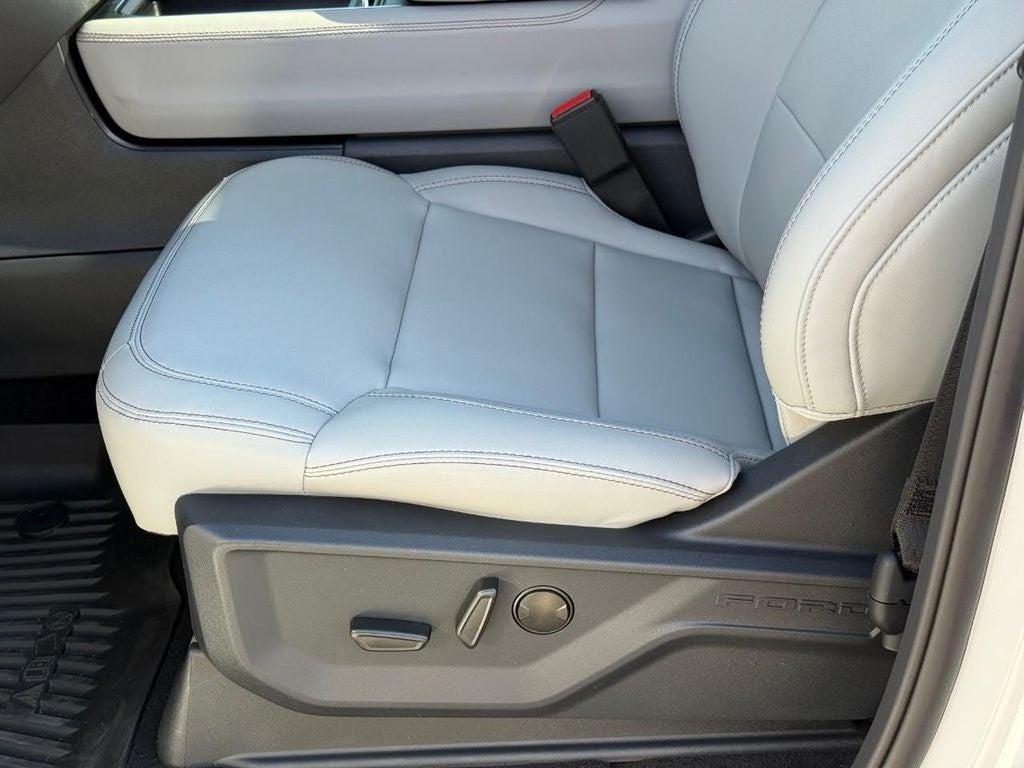 new 2025 Ford Expedition car, priced at $75,795