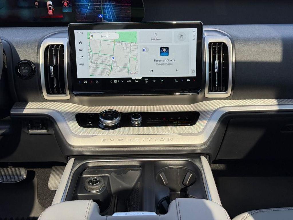 new 2025 Ford Expedition car, priced at $75,795