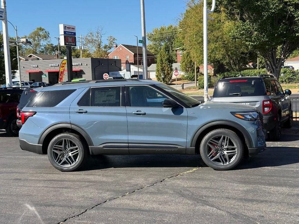 new 2025 Ford Explorer car, priced at $54,425