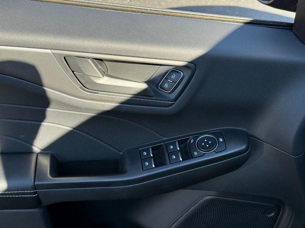 new 2025 Ford Escape car, priced at $29,255