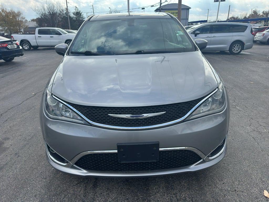 used 2017 Chrysler Pacifica car, priced at $12,875