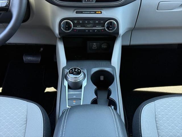 new 2025 Ford Escape car, priced at $29,881