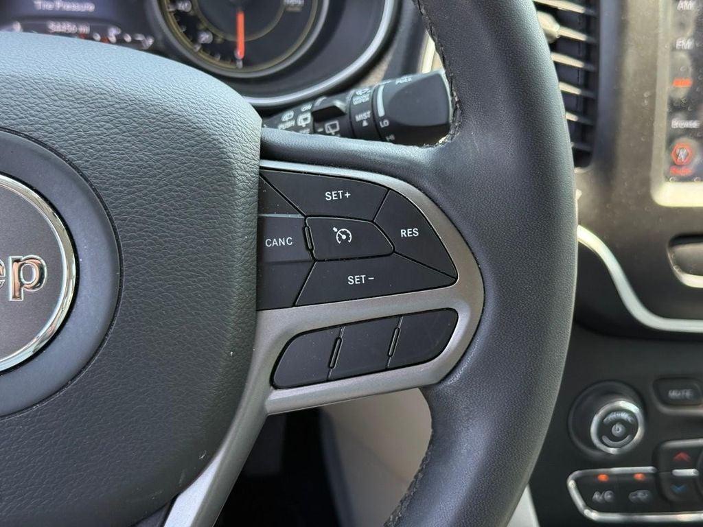 used 2021 Jeep Cherokee car, priced at $20,998
