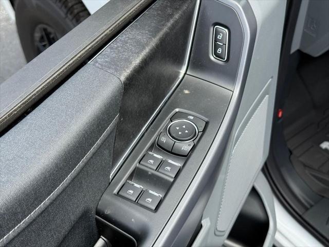 new 2025 Ford F-150 Lightning car, priced at $63,280