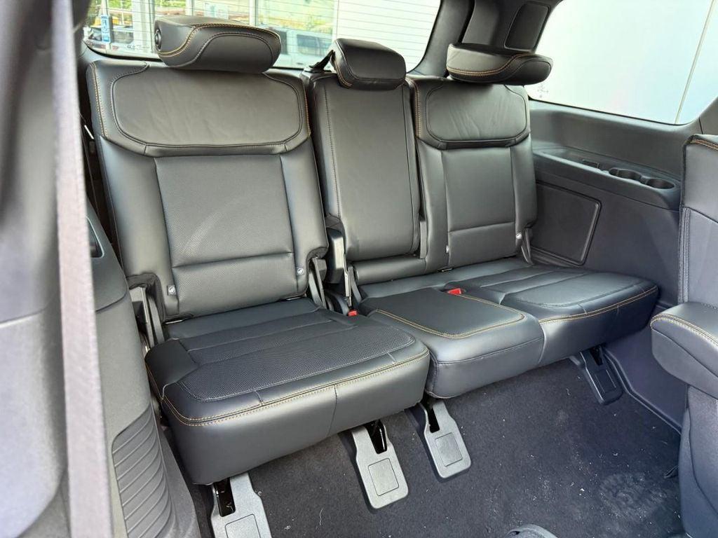 new 2025 Ford Expedition car, priced at $81,515
