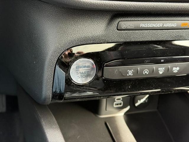new 2025 Ford Escape car, priced at $30,638