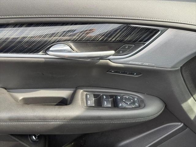 used 2023 Cadillac XT6 car, priced at $31,995