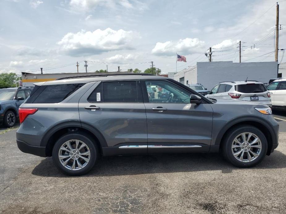 new 2024 Ford Explorer car, priced at $49,030