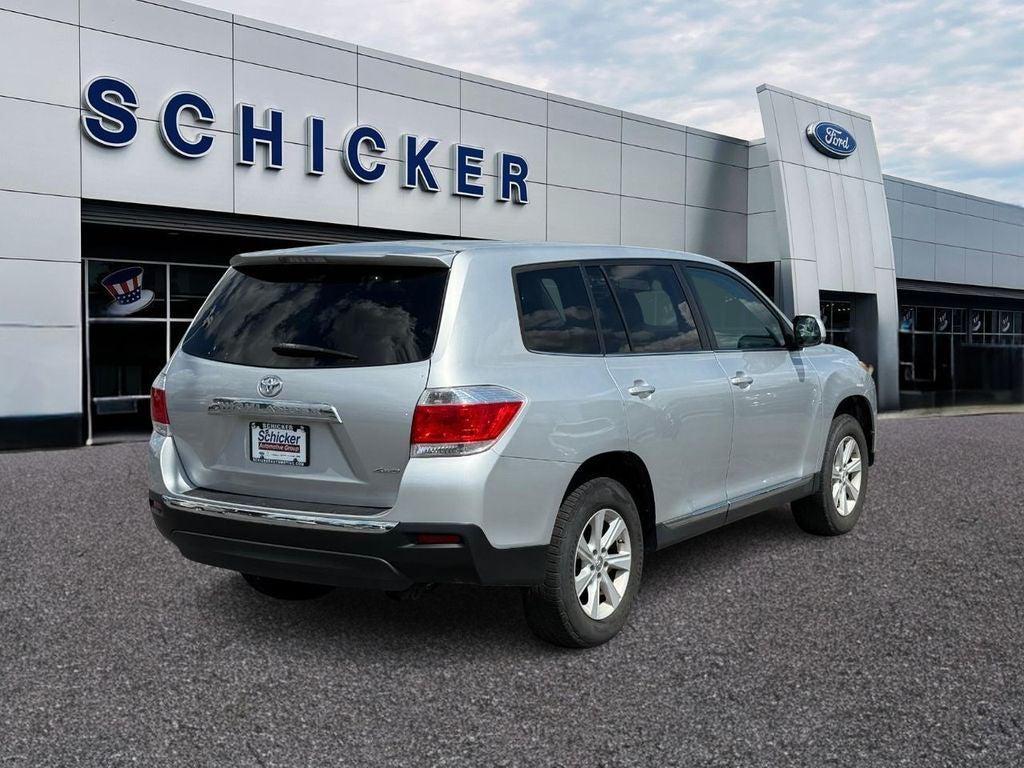 used 2013 Toyota Highlander car, priced at $9,000