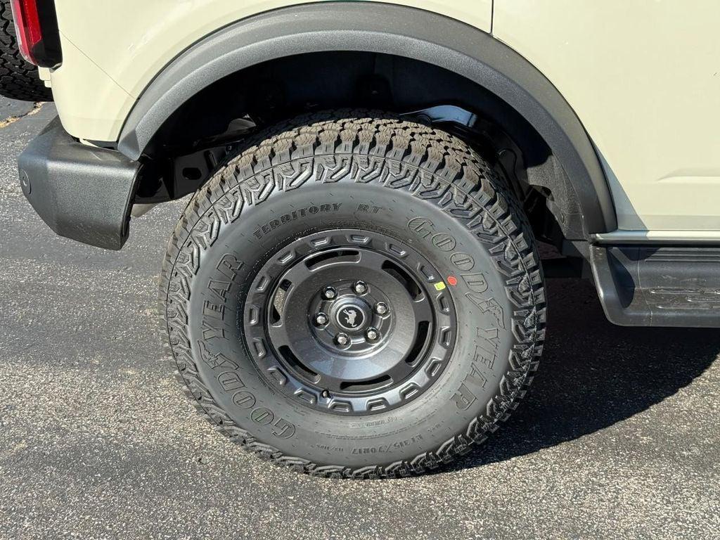 new 2025 Ford Bronco car, priced at $60,190