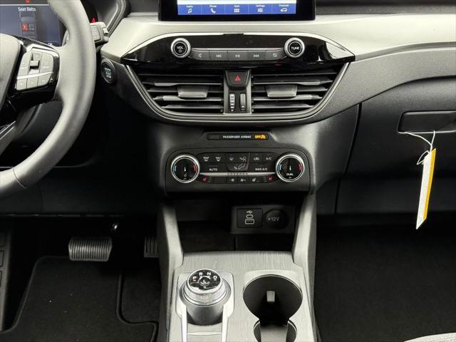 new 2025 Ford Escape car, priced at $29,875