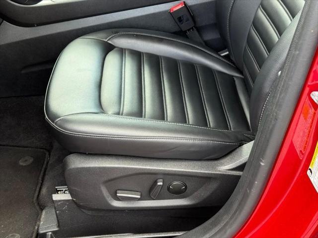used 2024 Ford Edge car, priced at $27,636