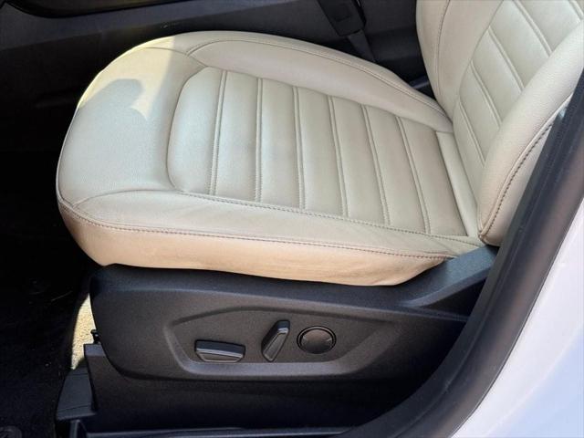 used 2022 Ford Edge car, priced at $22,825
