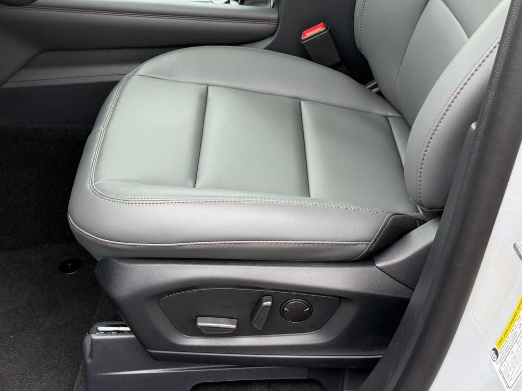 new 2025 Ford Explorer car, priced at $47,279