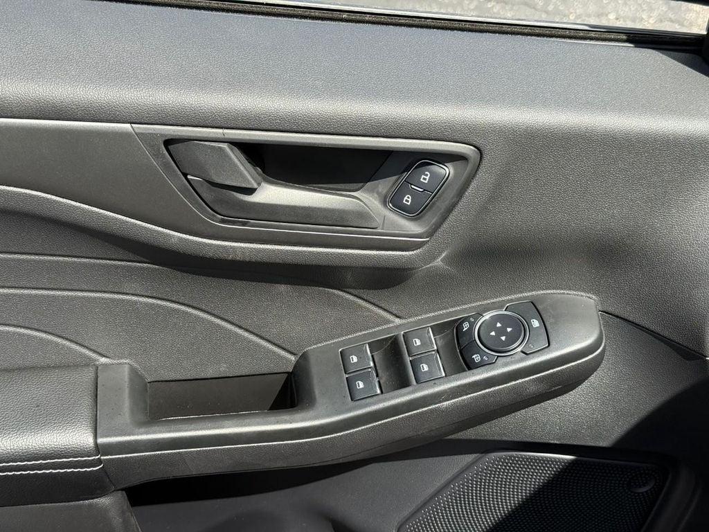 new 2025 Ford Escape car, priced at $28,075