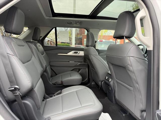 new 2025 Ford Explorer car, priced at $47,117