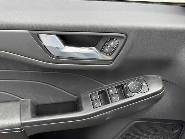 new 2025 Ford Escape PHEV car, priced at $34,342