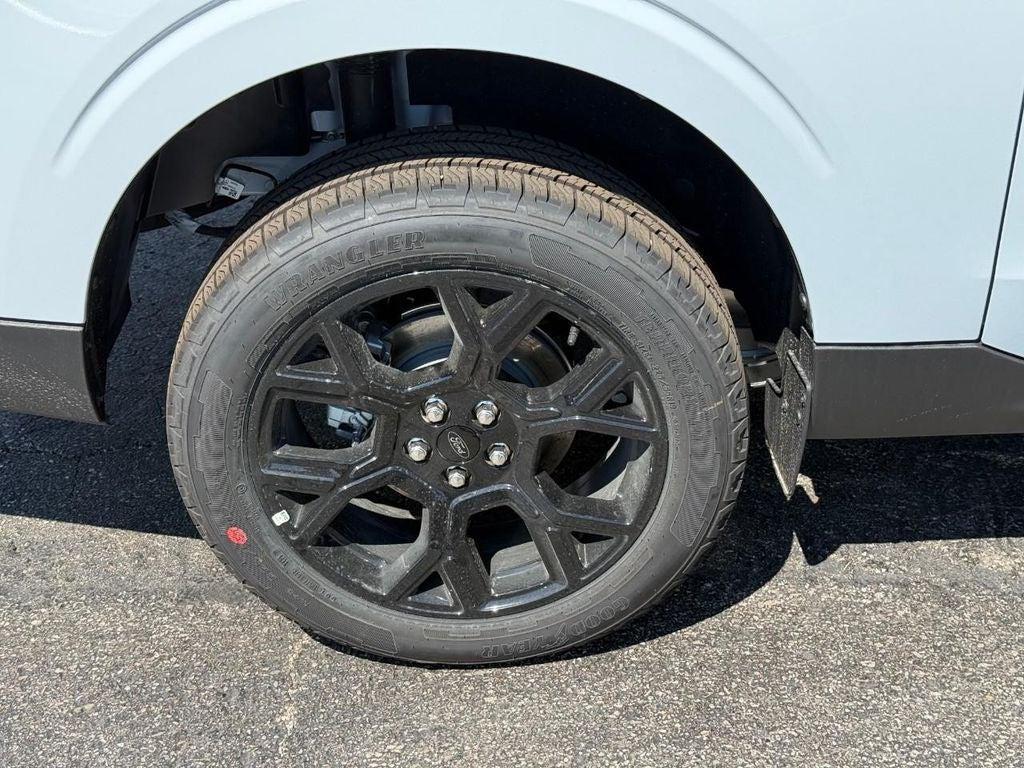 new 2025 Ford Maverick car, priced at $41,430
