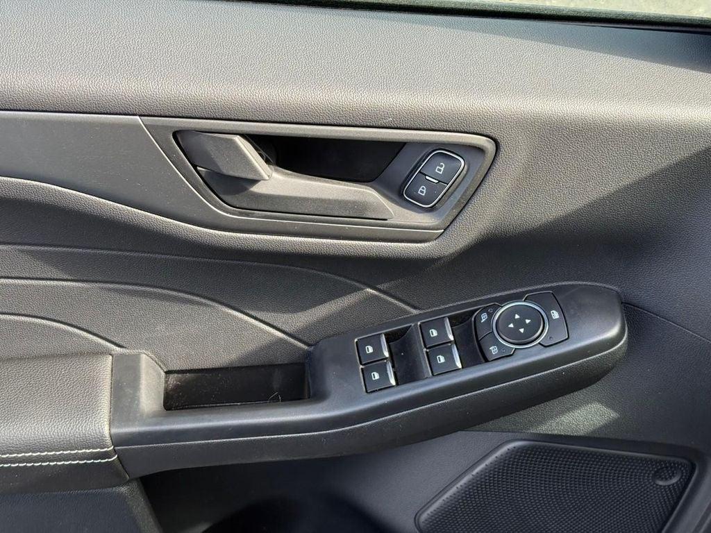 new 2025 Ford Escape car, priced at $24,890