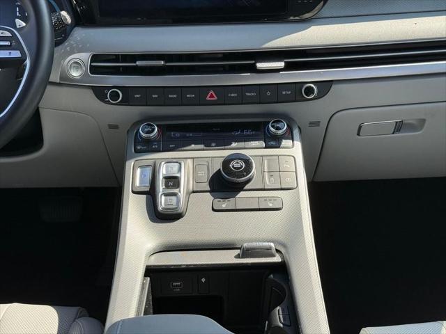used 2024 Hyundai Palisade car, priced at $34,670