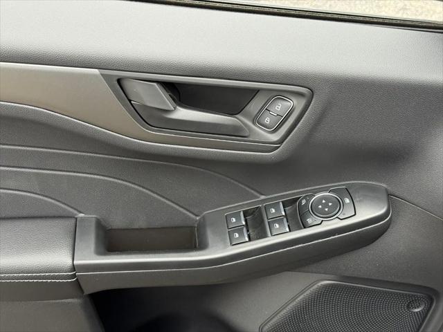new 2025 Ford Escape car, priced at $29,875