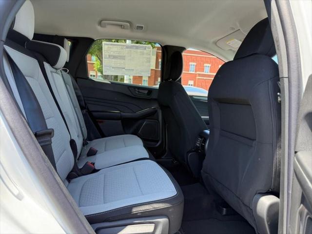 new 2025 Ford Escape car, priced at $29,875