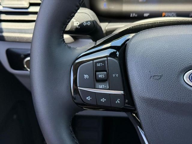 new 2025 Ford Escape car, priced at $29,875