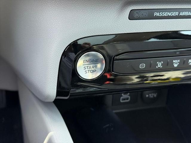 new 2025 Ford Escape PHEV car, priced at $34,823