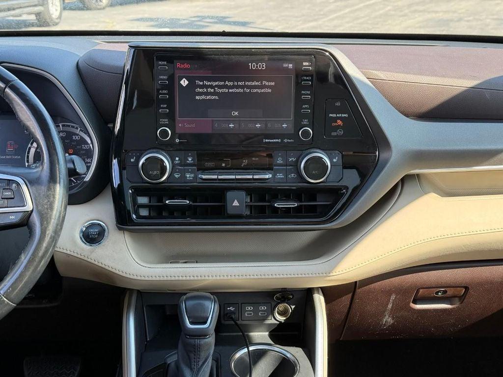 used 2022 Toyota Highlander car, priced at $32,949