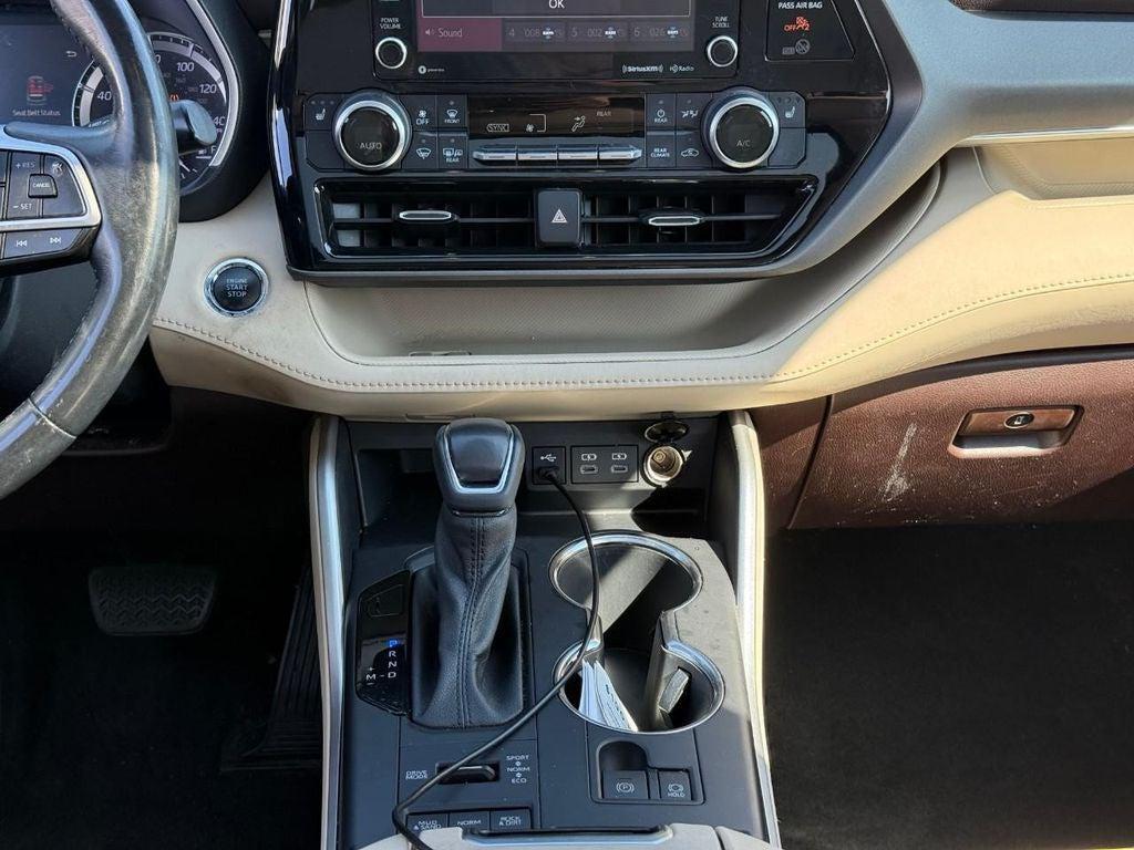 used 2022 Toyota Highlander car, priced at $32,949