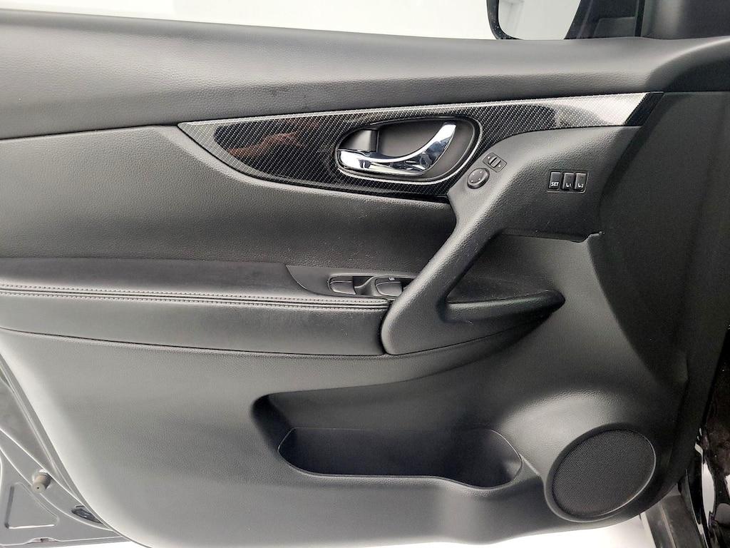 used 2020 Nissan Rogue car, priced at $17,998