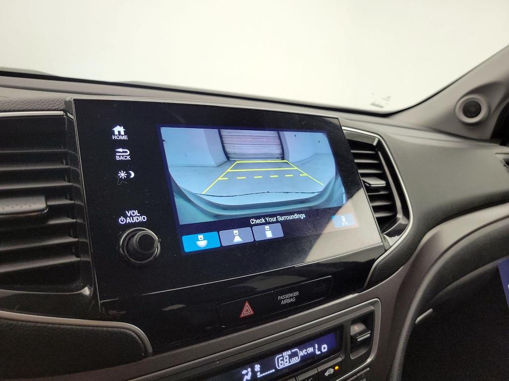 used 2021 Honda Pilot car, priced at $27,998