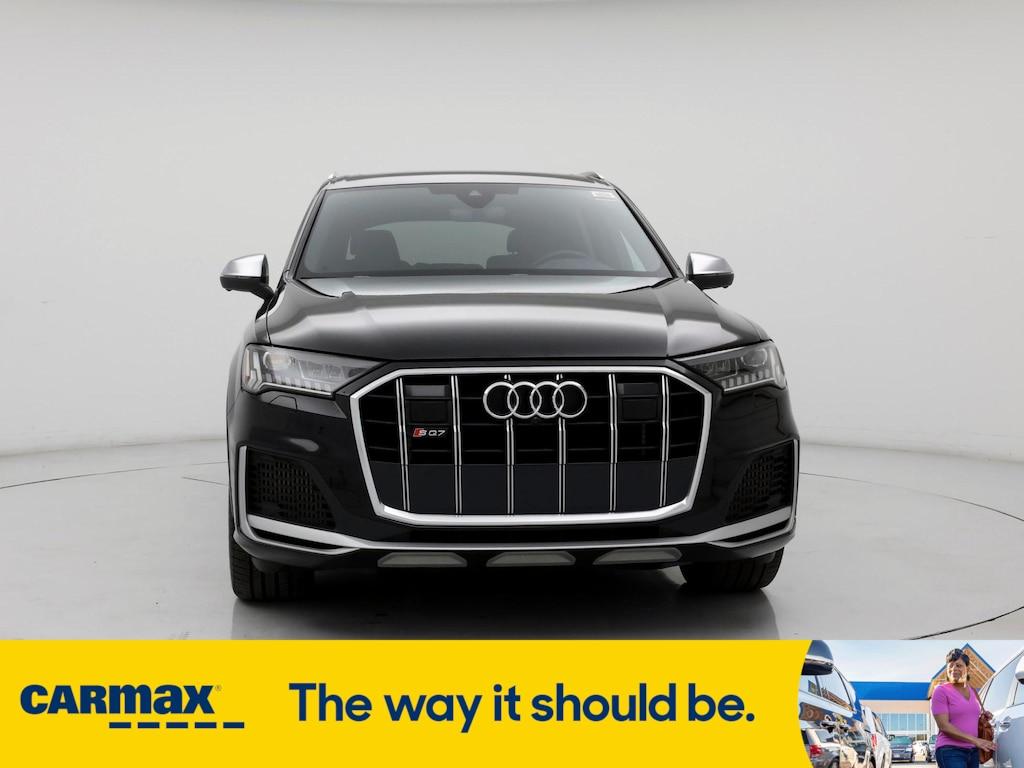 used 2022 Audi SQ7 car, priced at $55,998