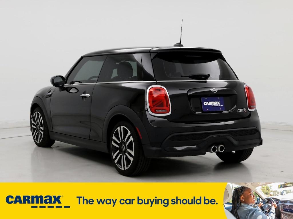 used 2022 MINI Hardtop car, priced at $24,998