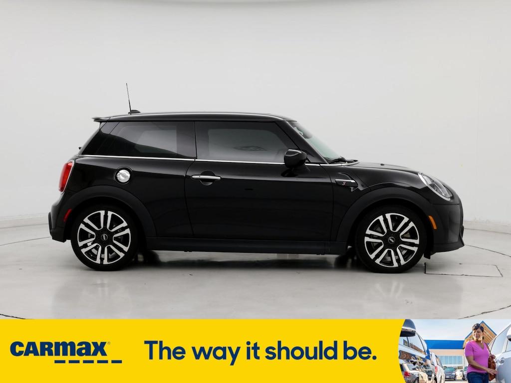 used 2022 MINI Hardtop car, priced at $24,998