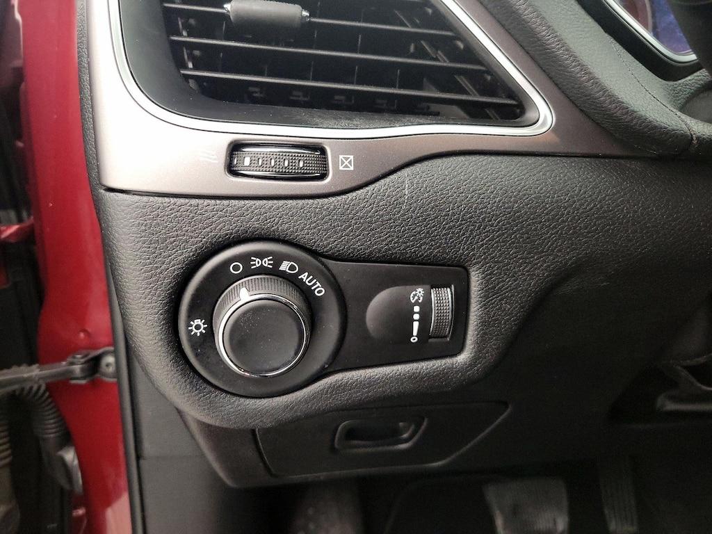 used 2020 Jeep Cherokee car, priced at $18,998