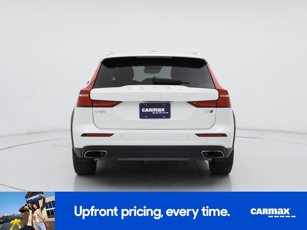 used 2020 Volvo V60 Cross Country car, priced at $31,998
