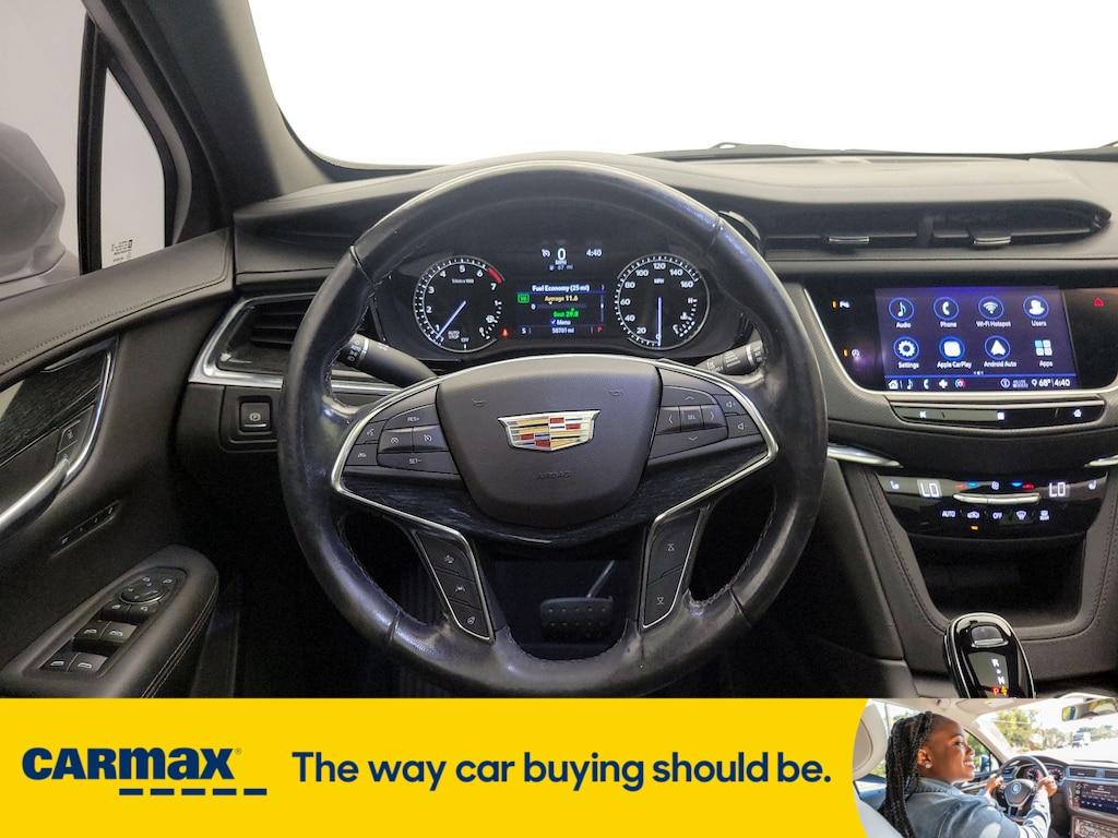 used 2020 Cadillac XT5 car, priced at $23,998