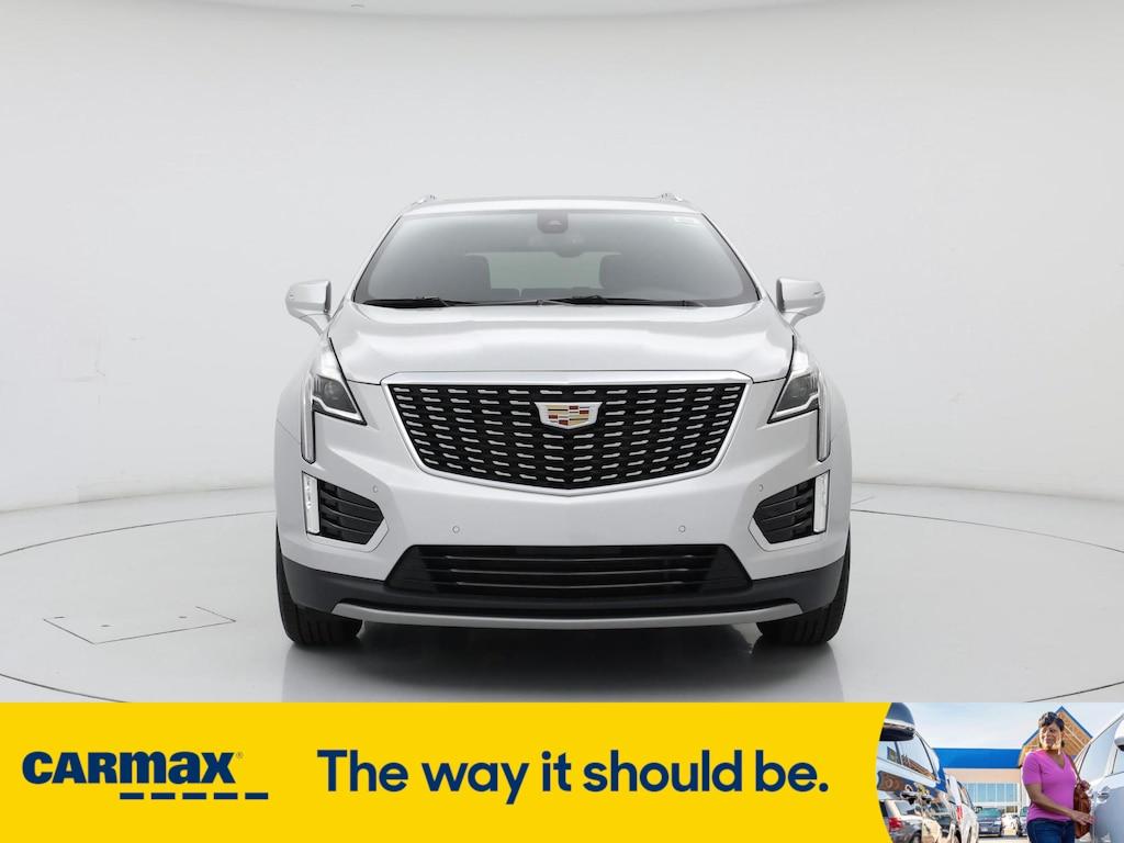 used 2020 Cadillac XT5 car, priced at $23,998