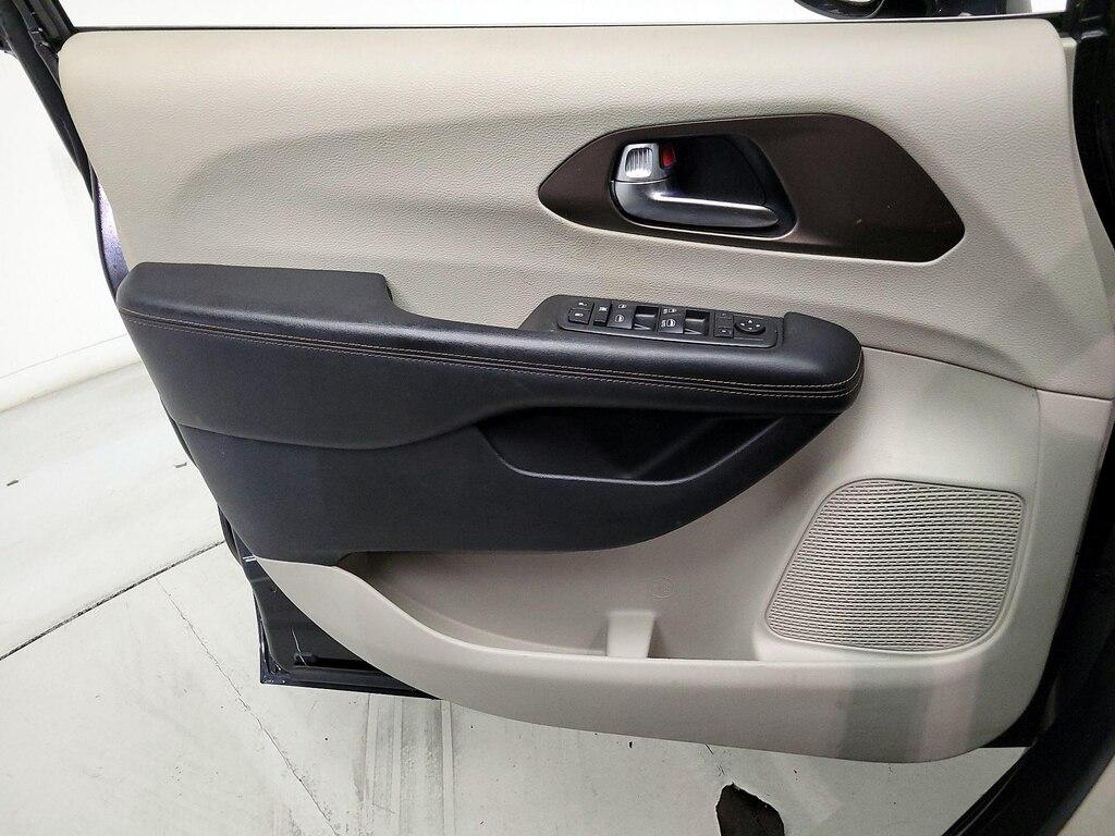 used 2019 Chrysler Pacifica car, priced at $20,998